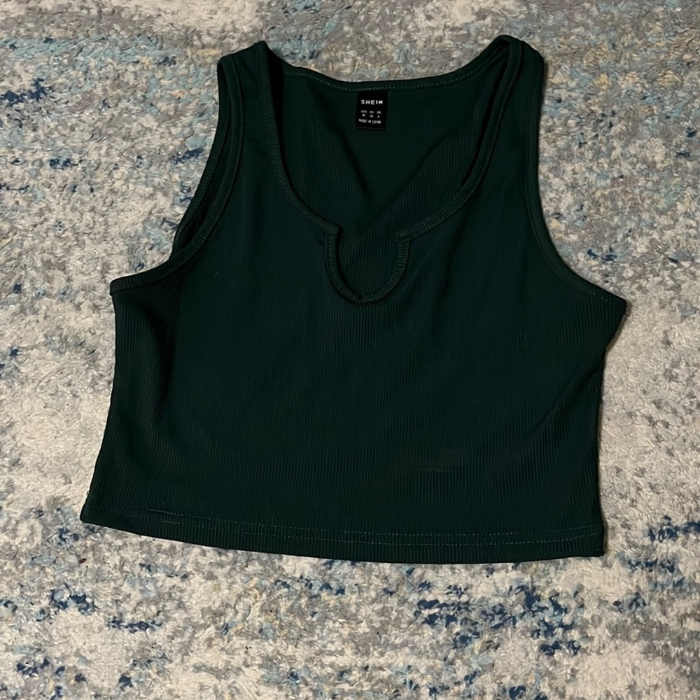 SHEIN Cropped green top